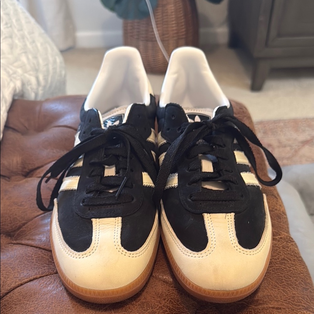 adidas Samba Sneakers - Black & Cream with Gum Sole - Picture 2 of 4